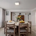 Casa Astrid By The Sea In Дом отдыха Пореч