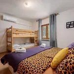 Casa Astrid By The Sea In Дом отдыха Пореч