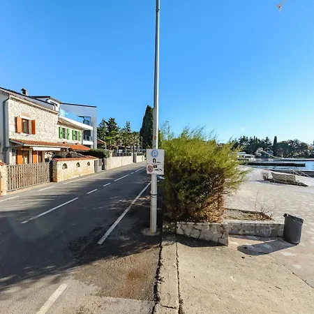 Дом отдыха Casa Astrid By The Sea In Пореч