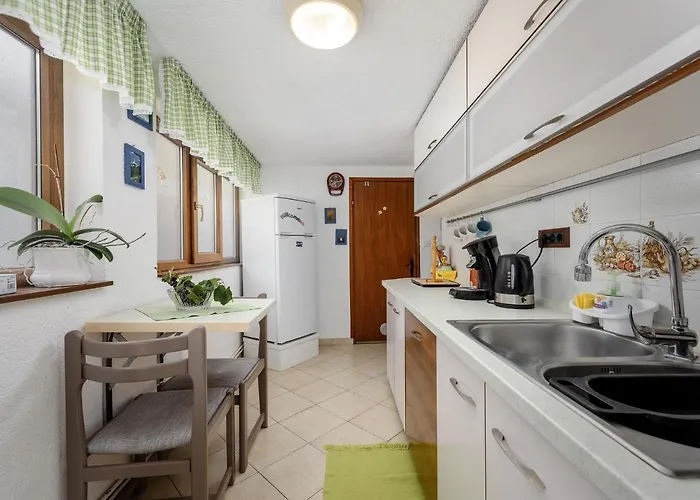 Дом отдыха Casa Astrid By The Sea In Пореч