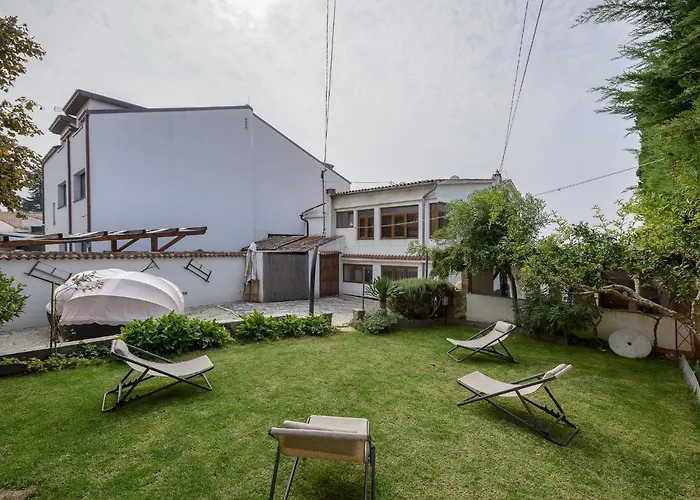 Casa Astrid By The Sea In Пореч