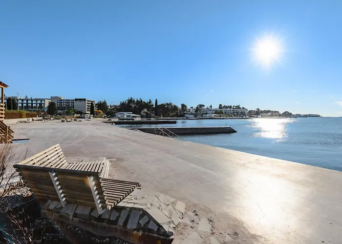 Casa Astrid By The Sea In Дом отдыха Пореч