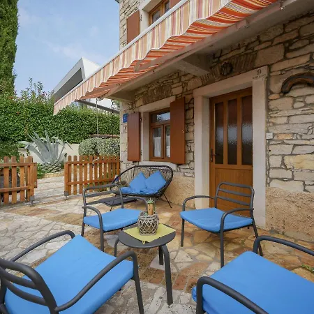 Casa Astrid By The Sea In Poreč