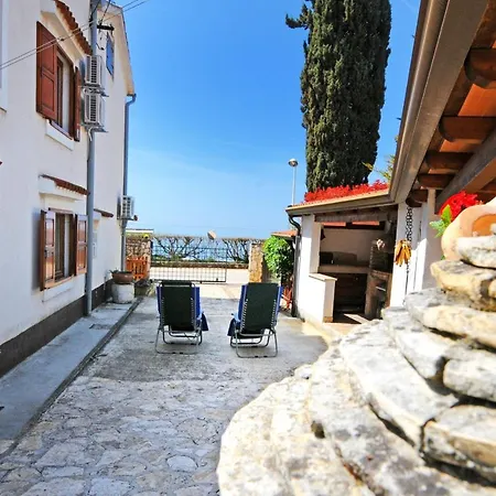 Casa Astrid By The Sea In Vikendica Porec