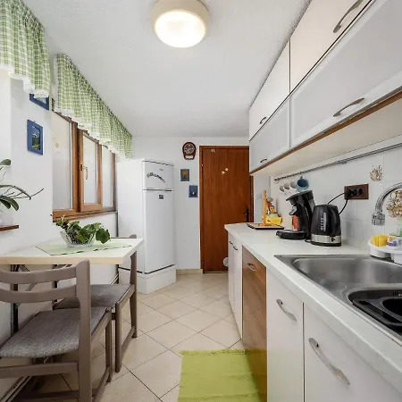 Vikendica Casa Astrid By The Sea In Porec