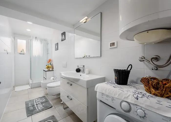 Casa Astrid By The Sea In * Poreč